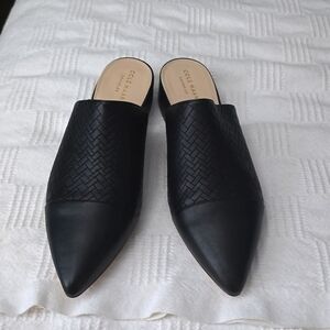 NIB Palma leather mule